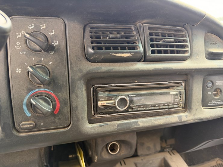 1998-dodge-ram-3500-image-63