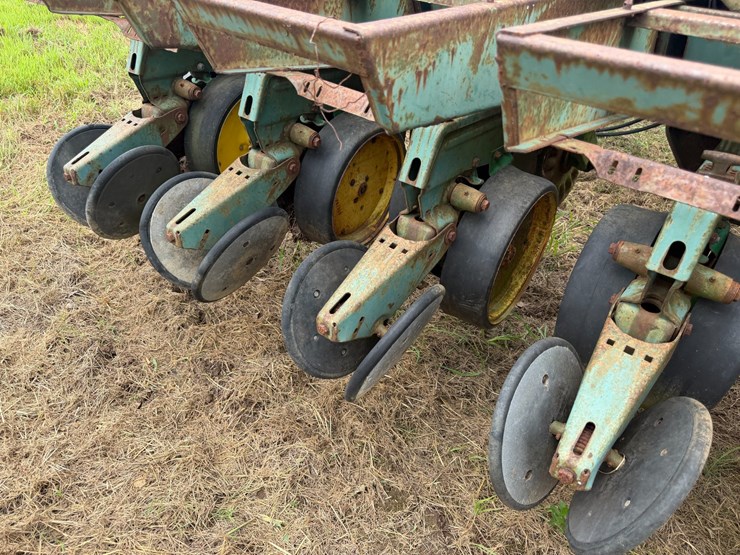john-deere-530-image-27