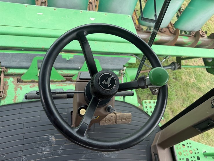 2011-john-deere-9770-sts-image-113