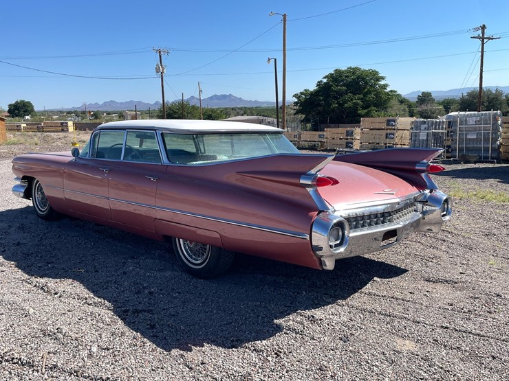 #2109-•-1959-cadillac-62-series-image-4
