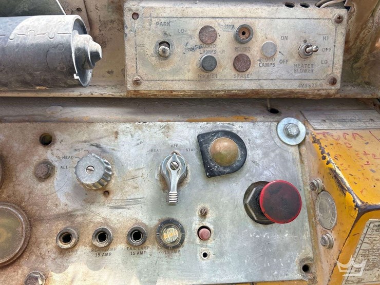 1978-caterpillar-930-image-12