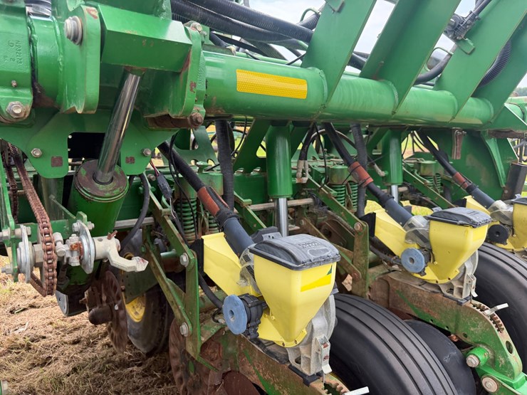 john-deere-1790-image-134