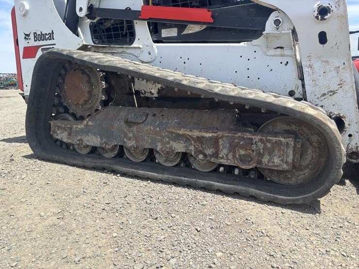 2019-bobcat-t770-image-19