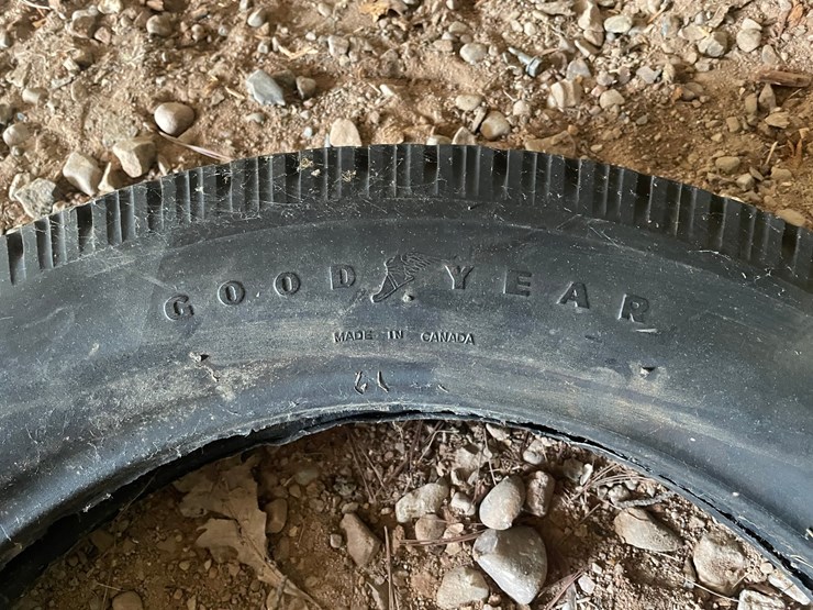 #1251-•-(4)-model-a-tires-image-6