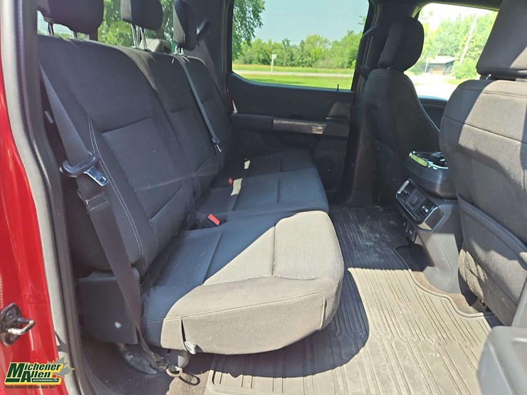 2022-ford-f150-image-17