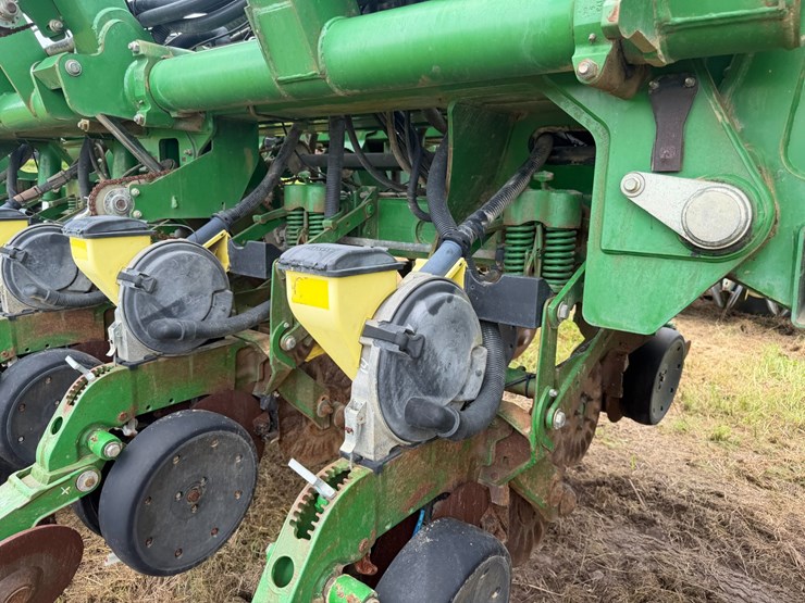 john-deere-1790-image-73