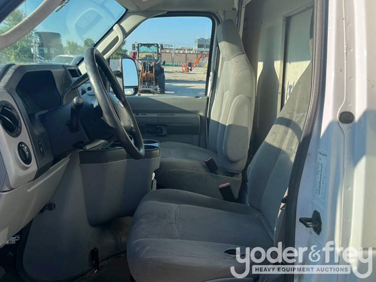 2019-ford-f450-image-18