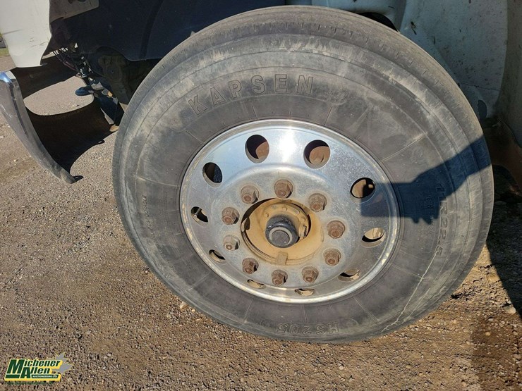 international-durastar-4400-image-12