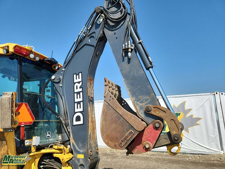 deere-410l-image-29