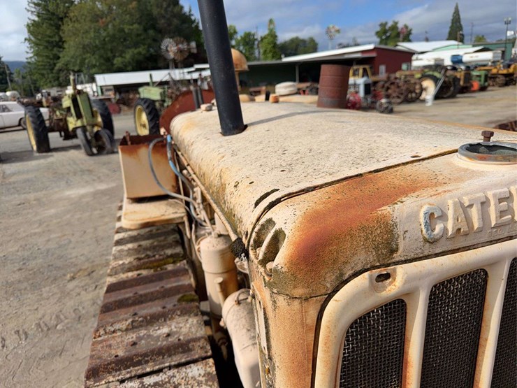 caterpillar-d2-image-12
