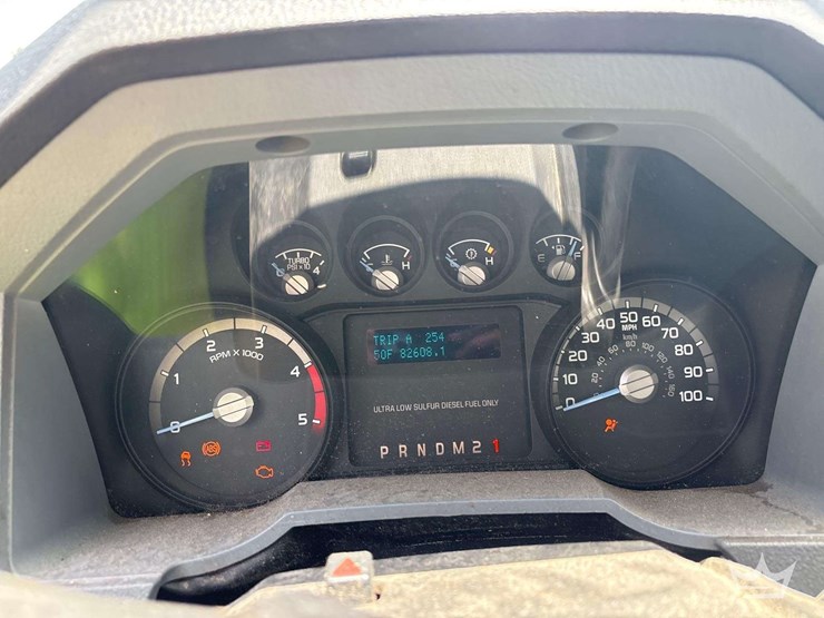 2016-ford-f550-image-17