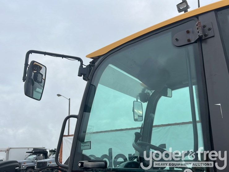 2021-volvo-l20h-image-26