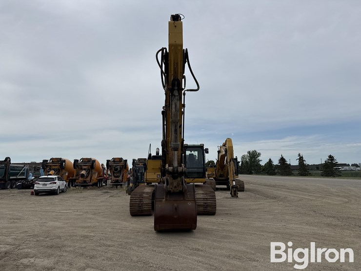 2010-caterpillar-345d-image-2