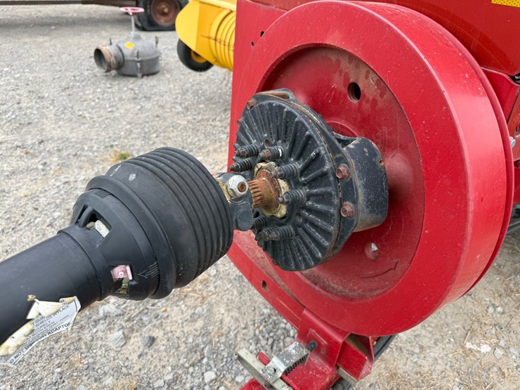 2017-new-holland-bc5070-image-30