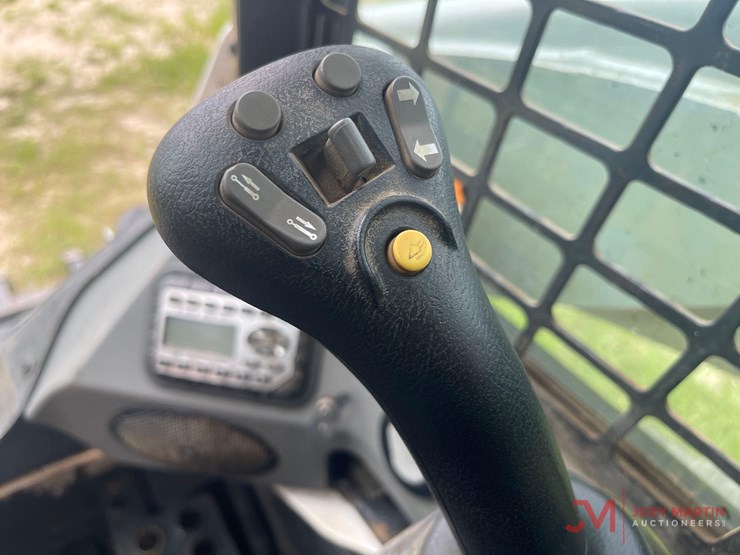 2019-bobcat-t770-image-19