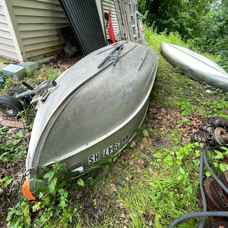 #6158 • 1974 Alumacraft Boat