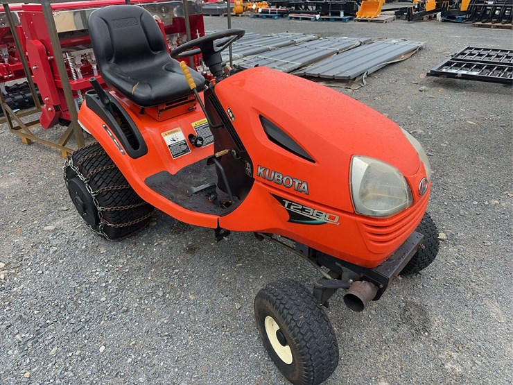 kubota-t2380-image-3