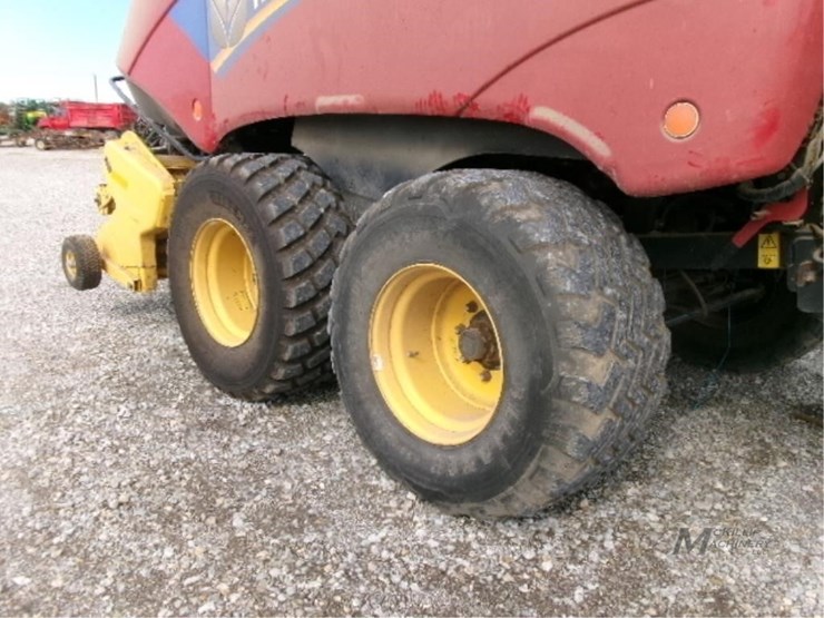 new-holland-big-baler-340-image-20