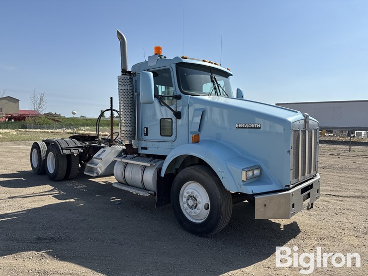 2007-kenworth-t800-image-3