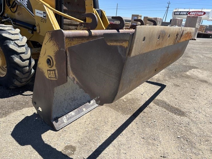 2007-caterpillar-420e-image-11