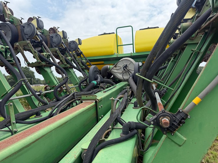 john-deere-1790-image-104