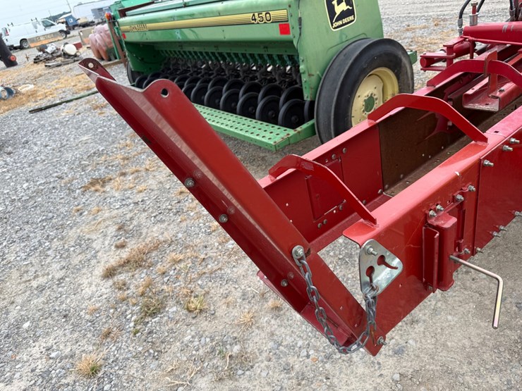 2017-new-holland-bc5070-image-17