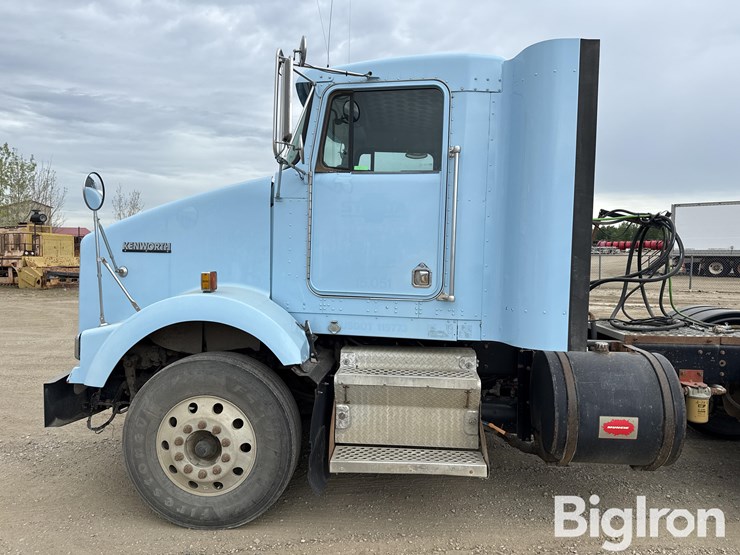1998-kenworth-t800-image-9
