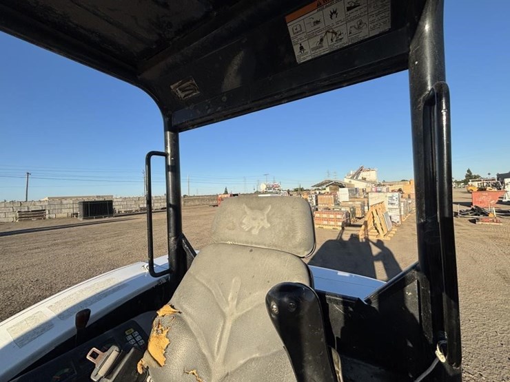 2004-bobcat-331g-image-36