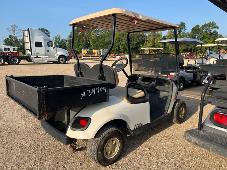 #39704-•-2017-ezgo-txt-golfcart-|-for-parts/repairs-image-4