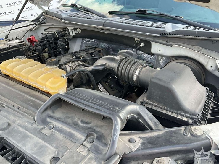 2017-ford-f150-image-9