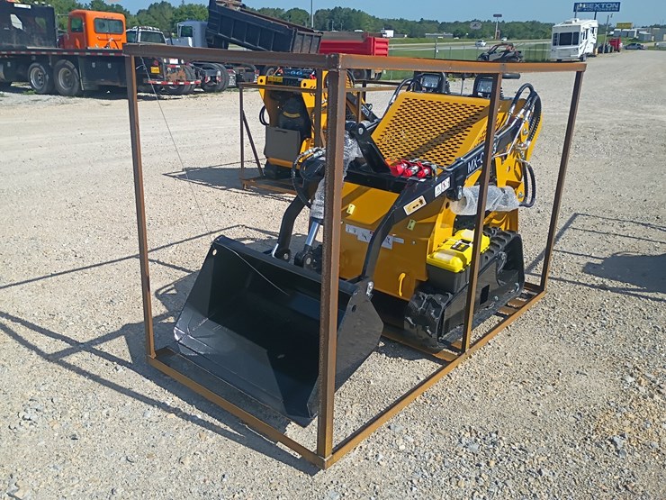 #l66-011-•-2026-agt-mx-crt23-mini-skid-steer-image-8