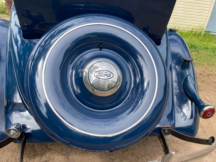 #1201-•-1936-ford-coupe-(has-wi-title)-image-22
