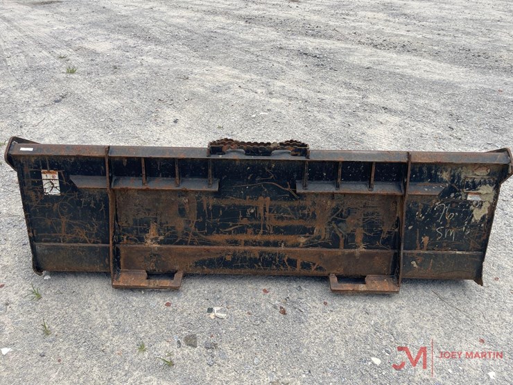 75"-smooth-bucket-skid-steer-attachment-image-4
