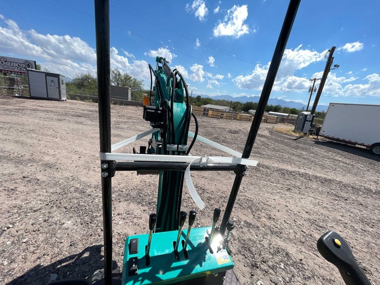 #2458-•-2026-cfg-kt13r-mini-excavator-image-20