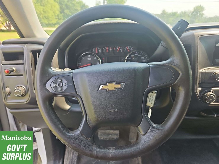 2014-chevrolet-silverado-1500-image-16