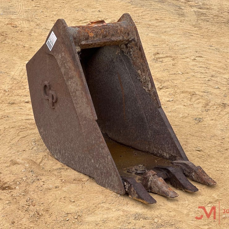 18" GP EXCAVATOR TOOTH BUCKET