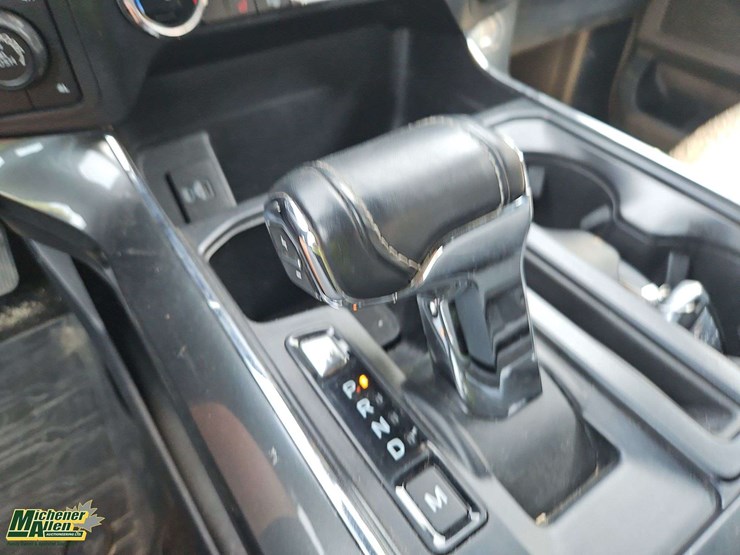2022-ford-f150-image-25