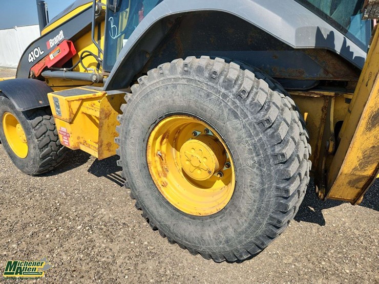 deere-410l-image-6