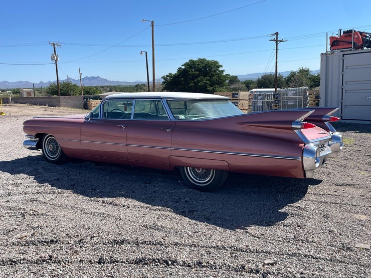 #2109-•-1959-cadillac-62-series-image-3