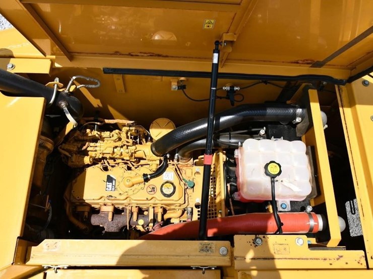 2017-caterpillar-313fl-image-10