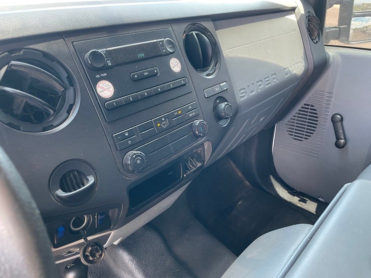 #2103-•-2015-ford-f25-image-50