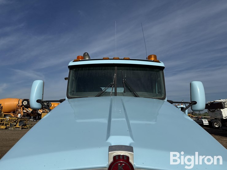 2008-kenworth-t800-image-13