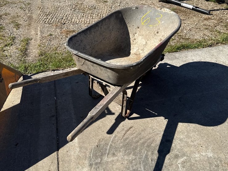 #63-•-plastic-wheelbarrow-image-1