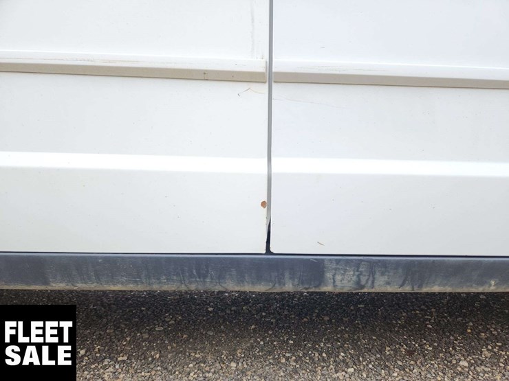 2016-dodge-grand-caravan-image-60