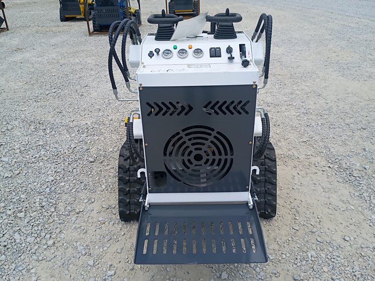#l63-022-•-2026-zjg-380-mini-skid-steer-image-9