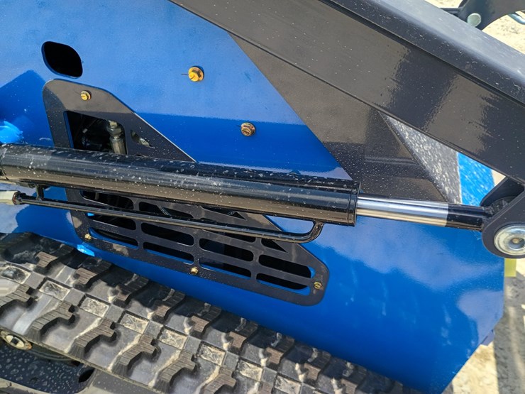 #l63-017-•-2026-zjg-380-mini-skid-steer-image-22
