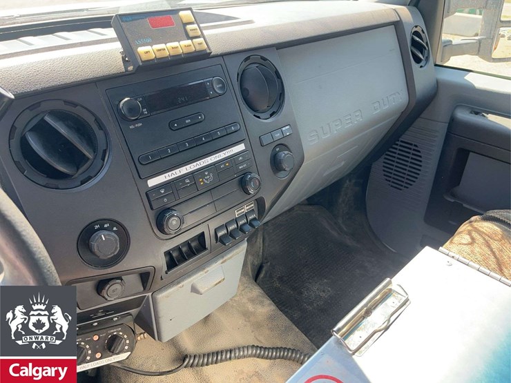 2015-ford-f550-image-16