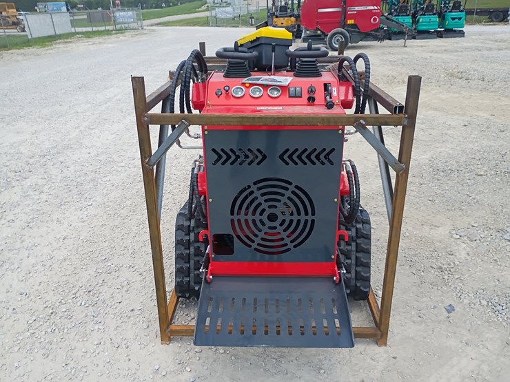 #l63-012-•-2026-zjg-380-mini-skid-steer-image-9