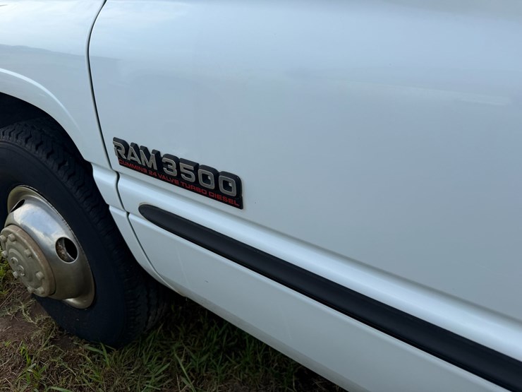 1998-dodge-ram-3500-image-36