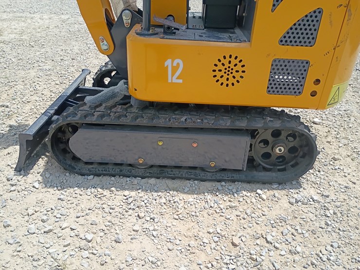 #l63-002-•-2026-zjg-12-mini-excavator-image-10